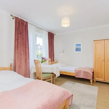 Aquarius Kwatera prywatna *