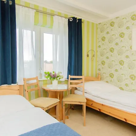 Aquarius Kwatera prywatna Karwia