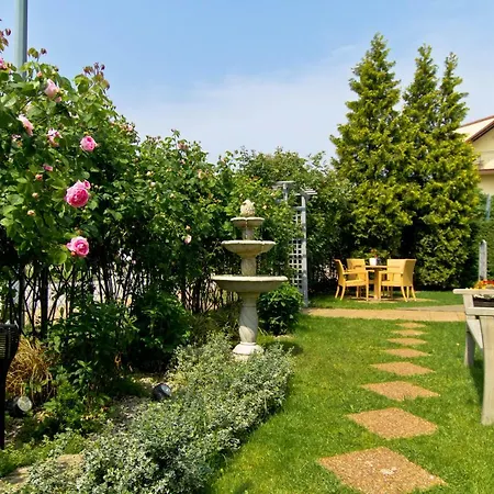 Aquarius Kwatera prywatna *